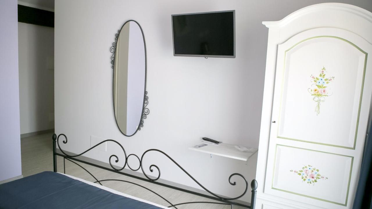 Il Nido Dei Gufi Hotel San Maurizio Canavese Екстериор снимка